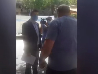 Լիքը օբյեկտներ չեք փակում, որովհետեւ քայլել են վարչապետի հետ. վեճ՝ ՍԱՏՄ-ի աշխատակցի եւ սրճարանի ներկայացուցչի միջեւ