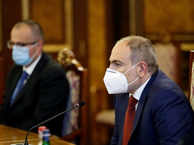 Վարչապետն ընդունել է Հայաստան ժամանած ԱՀԿ առաքելության ղեկավարին (ֆոտո)