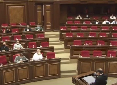 «Իմ քայլը» իշխող խմբակցությունը խորհրդարանի խոսնակից 20 րոպեանոց ընդմիջում խնդրեց