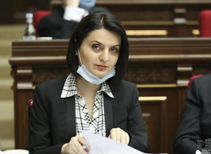 Աշխատանքի և սոցիալական հարցերի նախարարությունում ապրիլին 40 մլն դրամ պարգեւավճար է տրամադրվել