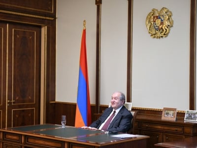 Արմեն Սարգսյանը հանդիպում է ունեցել ՀՀ ԿԲ նախագահ Մարտին Գալստյանի հետ