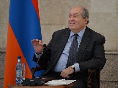 Դեպի Ծոցի երկրներ մենք ունենք շուկա, այդ երկրների ղեկավարներն իմ երկար տարիների բարեկամներն են. Արմեն Սարգսյան