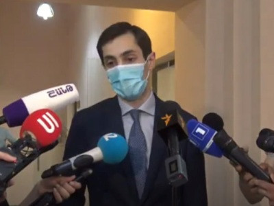 Բաբաջանյանը ԼՀԿ-ի ցուցակով ստացած մանդատը ծառայեցնում է այլ կուսակցություն ստեղծելու համար․ Խաժակյան