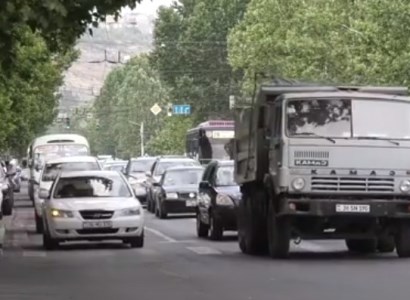 Խցանում է լինելու, տուգանելու համար են անում. վարորդները՝ առավելագույն արագությունը 60 կմ/ժ սահմանելու մասին
