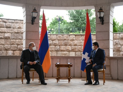Արմեն Սարգսյանը մեկնել է Արցախ ու հանդիպել Արայիկ Հարությունյանի հետ