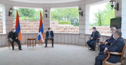 Արմեն Սարգսյանը հանդիպել է Մասիս Մայիլյանի, Սամվել Բաբայանի, Գրիգորի Մարտիրոսյանի եւ պաշտոնատար այլ անձանց հետ