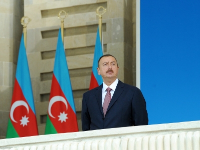 Ալիեւը մտադիր է ավելացնել ռազմական բյուջեն