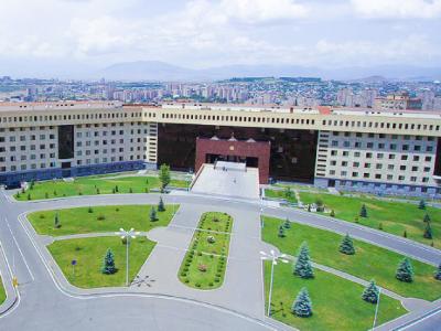 Կրակի դադարեցման դեպքում հայկական կողմը պատրաստ է թույլատրել ադրբեջանական զոհերի և վիրավորների  տարհանումը. ՊՆ