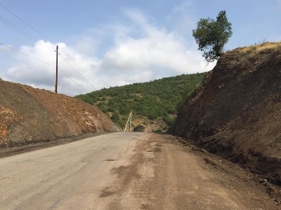 Հիմնանորոգվում է Գորիս-Կապան ճանապարհի մոտ 12 կմ հատվածը
