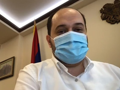 Ձեզ փորձում են մոլորության մեջ գցել. նախարարը` դիմորդներին եւ նրանց ծնողներին
