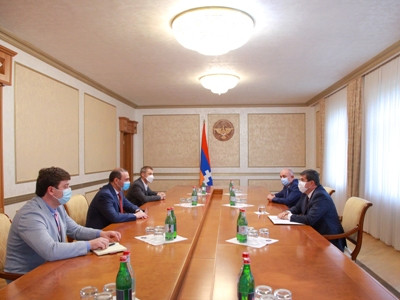 Արայիկ Հարությունյանը ՀՀ ԱԽ քարտուղարի հետ քննարկել է անվտանգության ոլորտում համագործակցությունը