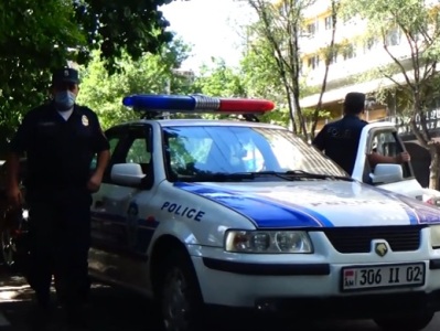 Գողություն կատարած Սարի թաղի 20-ամյա բնակչին ոստիկանները հետապնդել ու բռնել են .նա ձերբակալվել է