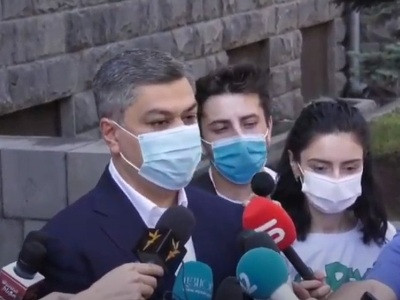 Իրականում ոչնչի մասին է այդ գործը. այս «մեղադրանքը» հոդս է ցնդելու . Արթուր Վանեցյան