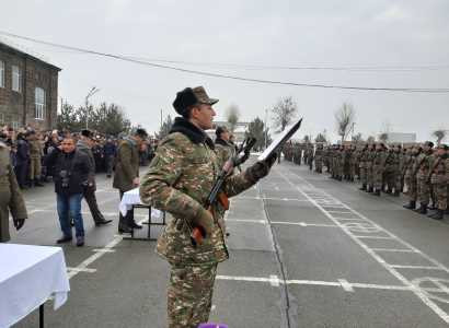Նորակոչիկների ծնողները չեն կարողանա ներկա լինել երդման արարողությանը. հայտարարություն