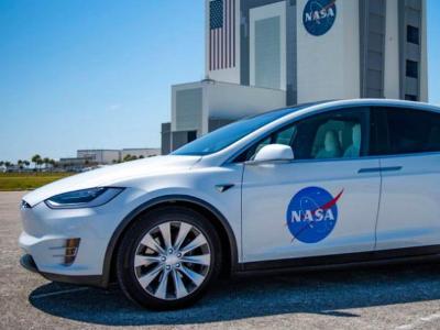 Tesla-ի դիզայներները կզբաղվեն SpaceX-ի տիեզերանավերով