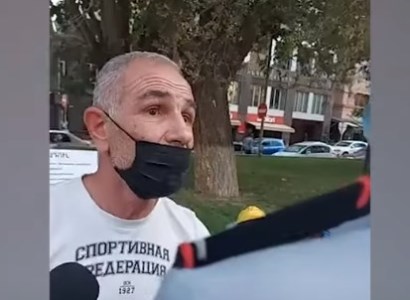 Police draw up record against Armenian boxing champion for not wearing mask during hunger strike