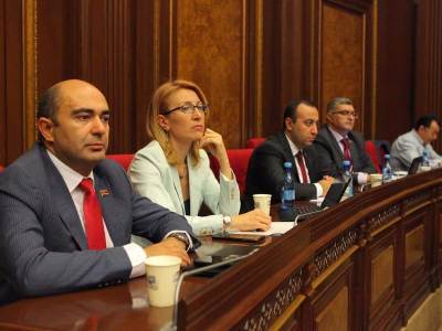 Bright Armenia opposition MPs transfer bonuses to Guardian Development Foundation in Tavush Province