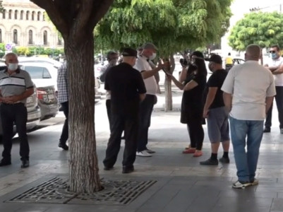 Եթե այստեղ հակառուսական ակցիաներ են անում, ռուսն էլ իր զայրույթը այդպես է արտահայտում. ավտոներկրողներ