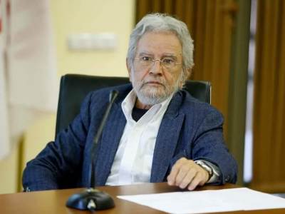 Yerevan mayor takes to Facebook to talk about ex-chief architect's last working day