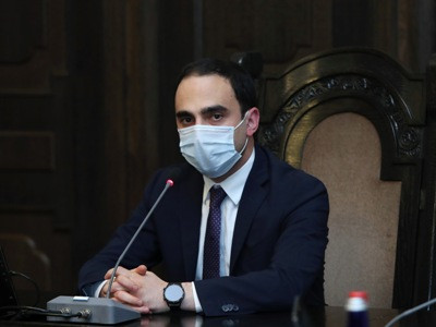 Armenia Deputy PM chairs discussion devoted to repatriation