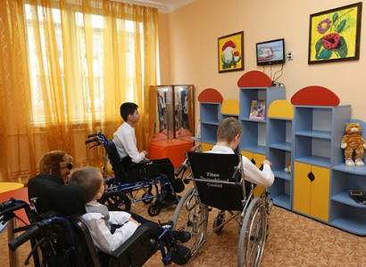 Will government let guardians of children with limited abilities enter Armenian schools?