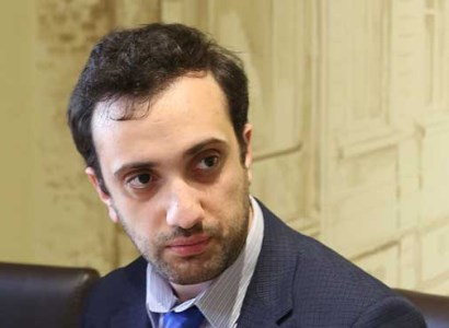 Armenia offering to renounce stable majority and lower voting age threshold