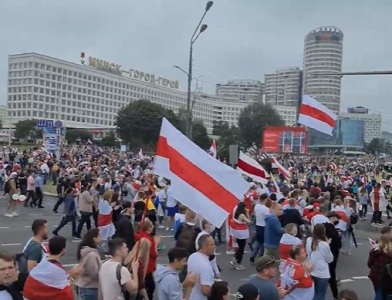 Մինսկում ընթանում է նոր Բելառուսի քայլերթը