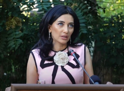 Սա գիրք է բոլորի համար. տեղի ունեցավ Արփինե Հովհաննիսյանի եւ իր նախկին ուսանողի հեղինակած գրքի շնորհանդեսը (ֆոտո)