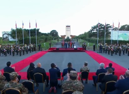 Armenia PM solemnly awards heroes of July battles in Tavush Province