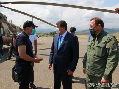 Armenia’s Pashinyan arrives in Artsakh