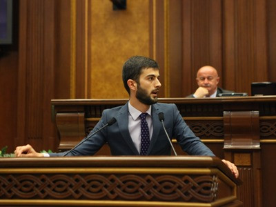 Արայիկ Հարությունյանը ինձ համար մարդկային մեծ հիասթափություն է, նա մնալու է պատմության մեջ որպես ոչինչ. Մ. Նահապետյան