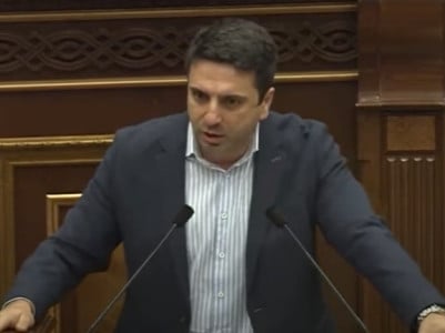 Այս դահլիճում դժվար թե գտնվի որեւէ սուրբ մարդ, եւ դուք, եւ ես այդ ցուցակում վերջինը չենք. Ալեն Սիմոնյանը՝ Բաբաջանյանին