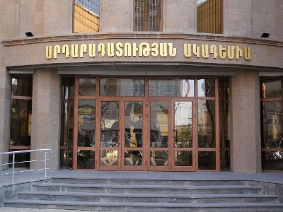 Արդարադատության ակադեմիայի ռեկտորը և ՀՀ ոստիկանապետը փոխըմբռնման հուշագիր են ստորագրել
