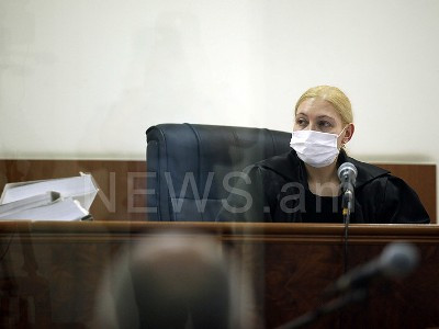 Դատարանը մասնակիորեն բավարարեց Ռոբերտ Քոչարյանի հաշվի եւ գույքի կալանքի չեղարկման մասին միջնորդությունը