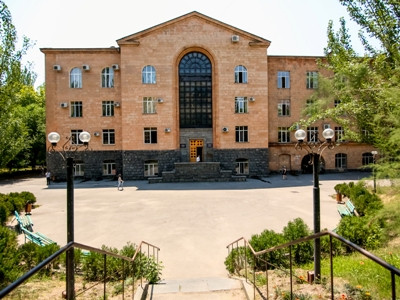 Անթույլատրելի էր Հանրայինի եթերում ԵՊՀ Իրավագիտության ֆակուլտետի դեկանի անվան շահարկումը. հայտարարություն