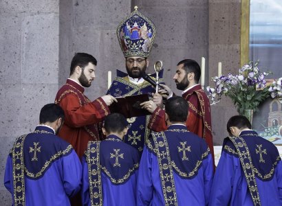 Միշտ հիշեք հայոց հոգևոր ու ազգային ինքնության պաշտպանության մասին. Արշակ եպիսկոպոս Խաչատրյանը՝ նորընծա քահանաներին