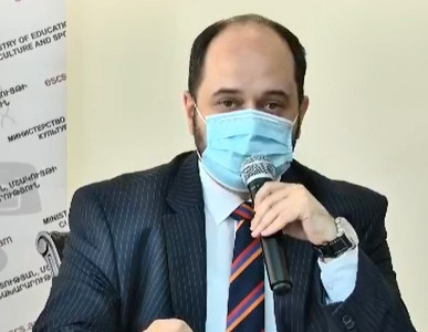 Մենք անպայման կքննարկենք դա. Արայիկ Հարությունյանը՝ ուսման վարձերը մասնակի փոխհատուցելու մասին