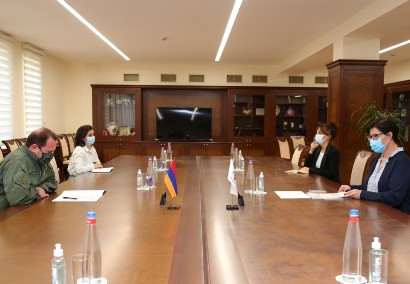 Դավիթ Տոնոյանն ընդունել է ՀՀ-ում ԿԽՄԿ ղեկավարին