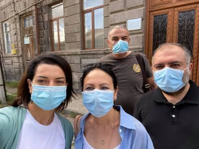 «Ընկերություն». Աննա Հակոբյանը պատգամավորների հետ լուսանկար է հրապարակել