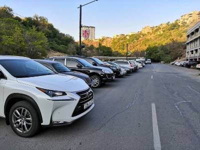 Արցախի ԱԱԾ տնօրենի դստեր հարսանիքին մասնակցում են Նիկոլ Փաշինյանը տիկնոջ հետ, Բակո Սահակյանը. Hraparak.am
