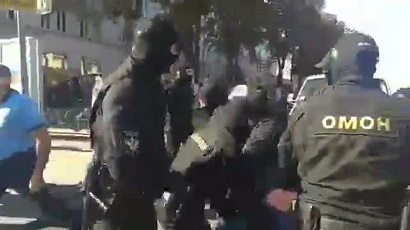 Գոմելում ցուցարարների եւ ՕՄՕՆ-ի աշխատակիցների միջեւ բախումներ են տեղի ունեցել