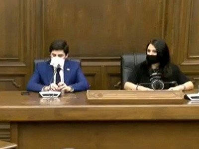 «Իմ քայլը». Երեք ընդդիմադիր կուսակցությունների առաջիկա հանրահավաքն ընդդիմության խոստացած հերթական «թեժ աշունն» է