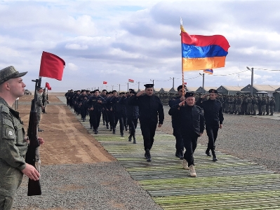 Հայ զինծառայողները մասնակցել են «Կովկաս -2020» զորավարժությունների բացման արարողությանը (ֆոտո)