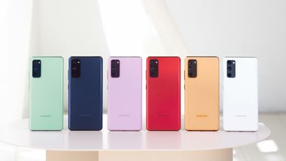 Samsung-ը ցույց է տվել «ծակ» էկրանով Galaxy S20 FE կիսաֆլագմանը