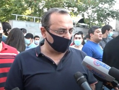 Իշխանությունը կարող է հանգիստ նստել ու սպասել հանրահավաքին․ Արծվիկ Մինասյան