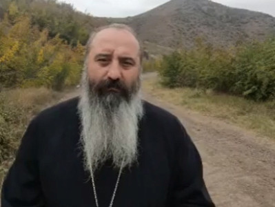 Տղերքը գիշերը զանգում, աչքալուսանք էին տալիս՝ Տեր Հայր ջան, ինձ էլ են վերցրել, գնում եմ Ղարաբաղ. Տեր Աբել Քարտաշյան