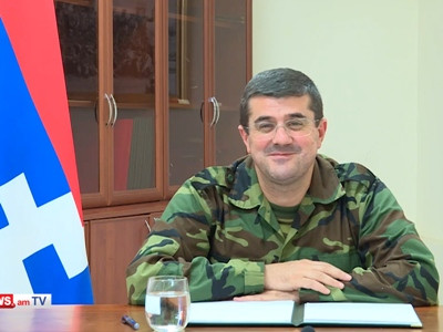 ԱՀ նախագահ Արայիկ Հարությունյանը ստորագրել է հրամանագրեր