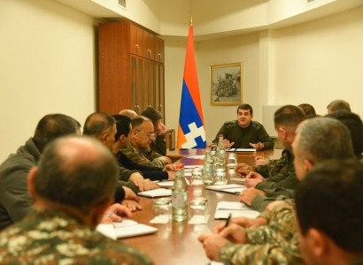 Տուժած շենքերի վնասների գնահատման հանձնաժողով կստեղծվի. Արցախի նախագահը հրավիրել է աշխատանքային խորհրդակցություն