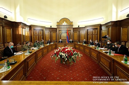 Armenia PM, President chair special session of Security Council