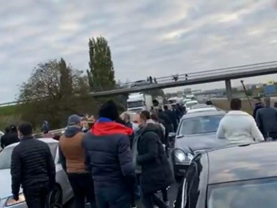 Armenians block Belgium-France border, demanding recognition of Karabakh independence